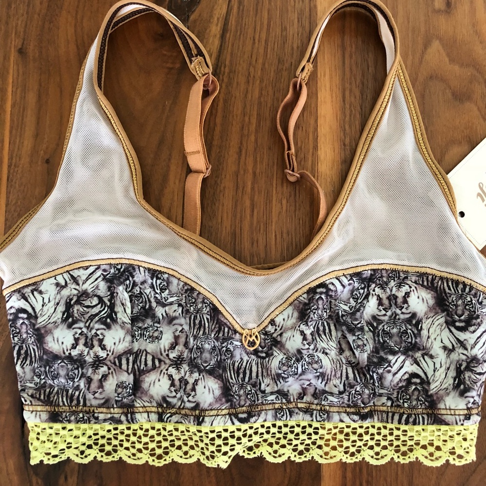NWT bra